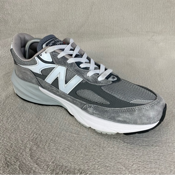 New Balance 990v6 Men's Running Shoes Size 11.5 Gray White Suede Walking Sneaker - Picture 4 of 10
